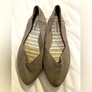 kelly&katie grey flats
